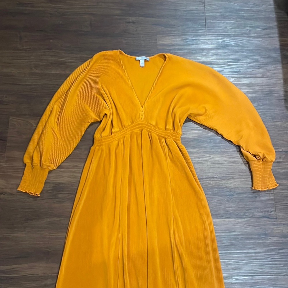 ASOS Mustard Yellow Maxi Dress with V-Neck and Balloon Sleeves